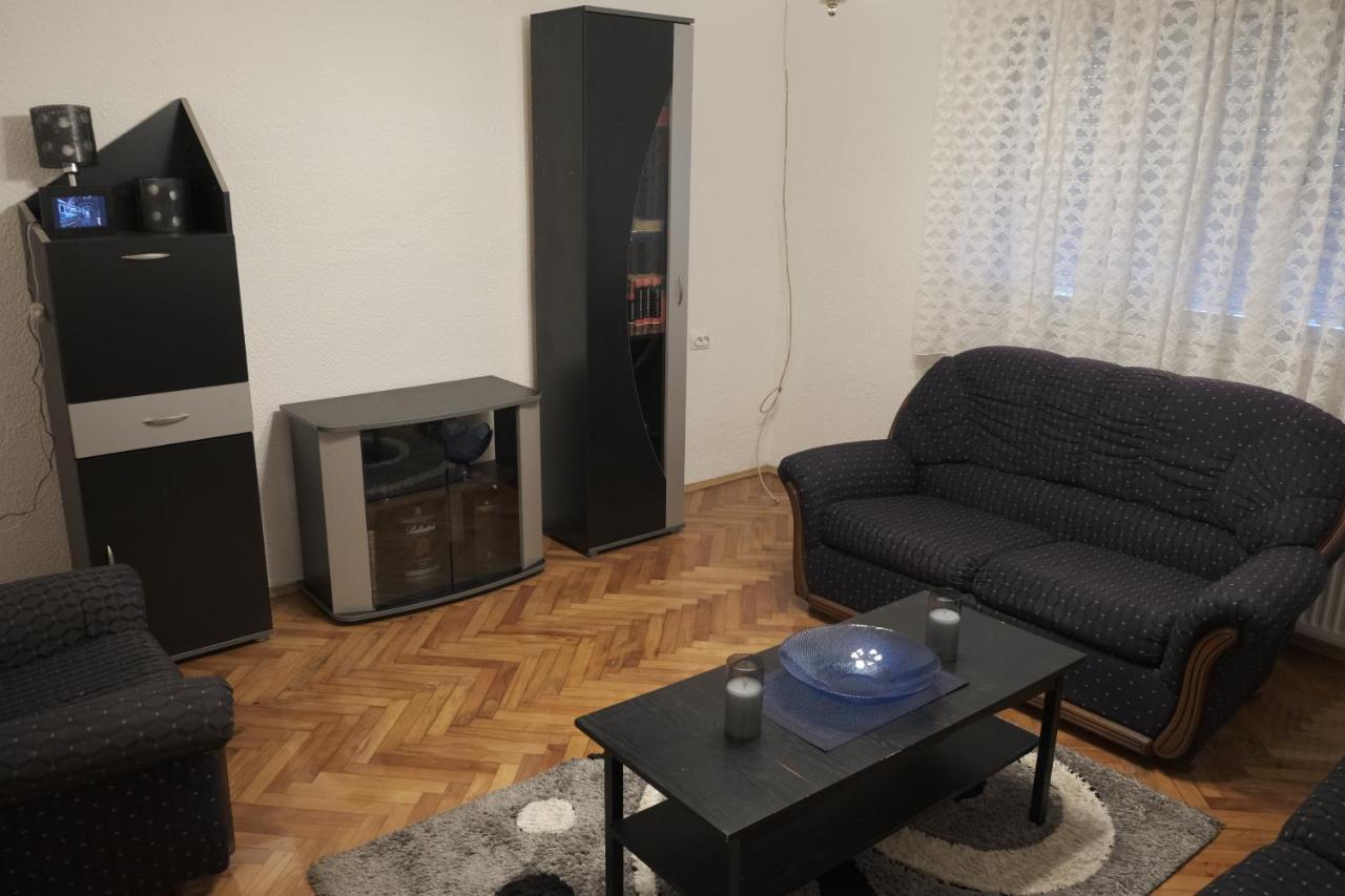 Nikodijevic Apartment Vrsac Luaran gambar